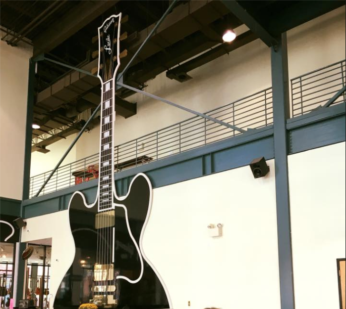 Are tours available at the Gibson Guitar Factory?